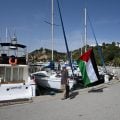 Flotilha com ajuda para Gaza diz que outro de seus barcos foi atacado por suposto drone