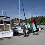 Flotilha com ajuda para Gaza diz que outro de seus barcos foi atacado por suposto drone