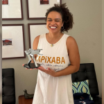 Cineasta brasileira é presa por imigração dos EUA em entrevista para green card
