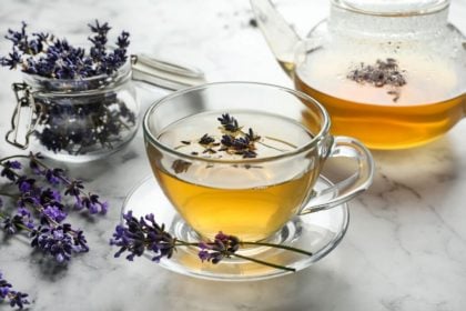 3 chás deliciosos e saudáveis para a primavera