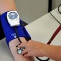 Pressão 12 por 8 passa a ser considerada pré-hipertensão