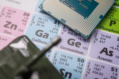 Colonialismo sequestra a transição energética: 70% dos minerais estão no Sul Global, mas lucros seguem no Norte