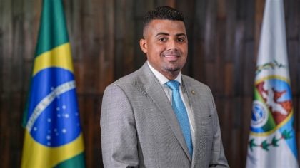 ‘TH Joias’, deputado estadual do RJ, é preso acusado de envolvimento com o Comando Vermelho