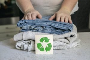 Buscas por brechós ultrapassam 2 milhões e expõem avanço da moda sustentável