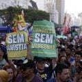 O bafo das ruas e das redes no cangote do Congresso