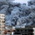 Dois anos após os ataques de 7 de outubro, mundo vive expectativa por acordo e fim do massacre israelense em Gaza