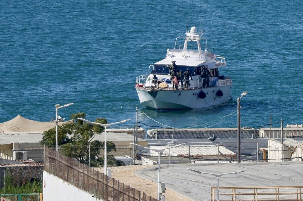 Israel anuncia as primeiras deportações de ativistas da flotilha para Gaza