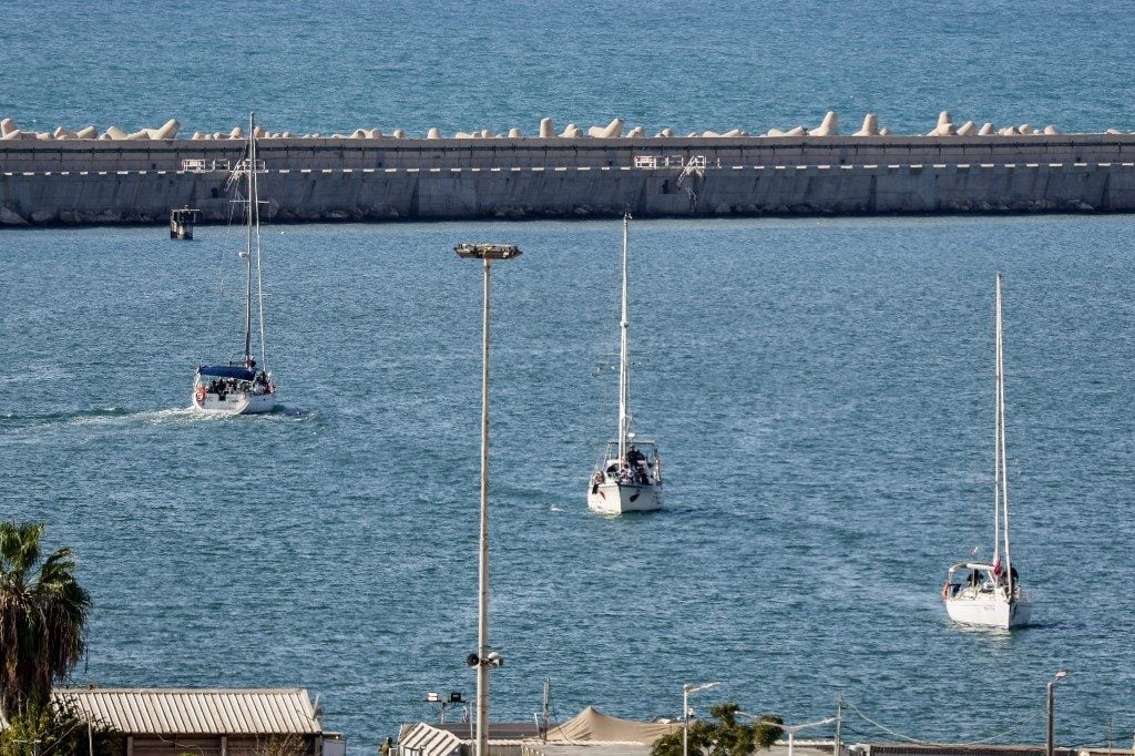 Israel intercepta nova flotilha que tentava entregar ajuda humanitária aos palestinos em Gaza