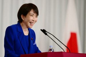 Conservadora Sanae Takaichi pode se tornar a primeira mulher premiê do Japão