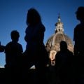 Igreja negligencia vítimas de abuso, afirma comissão do Vaticano