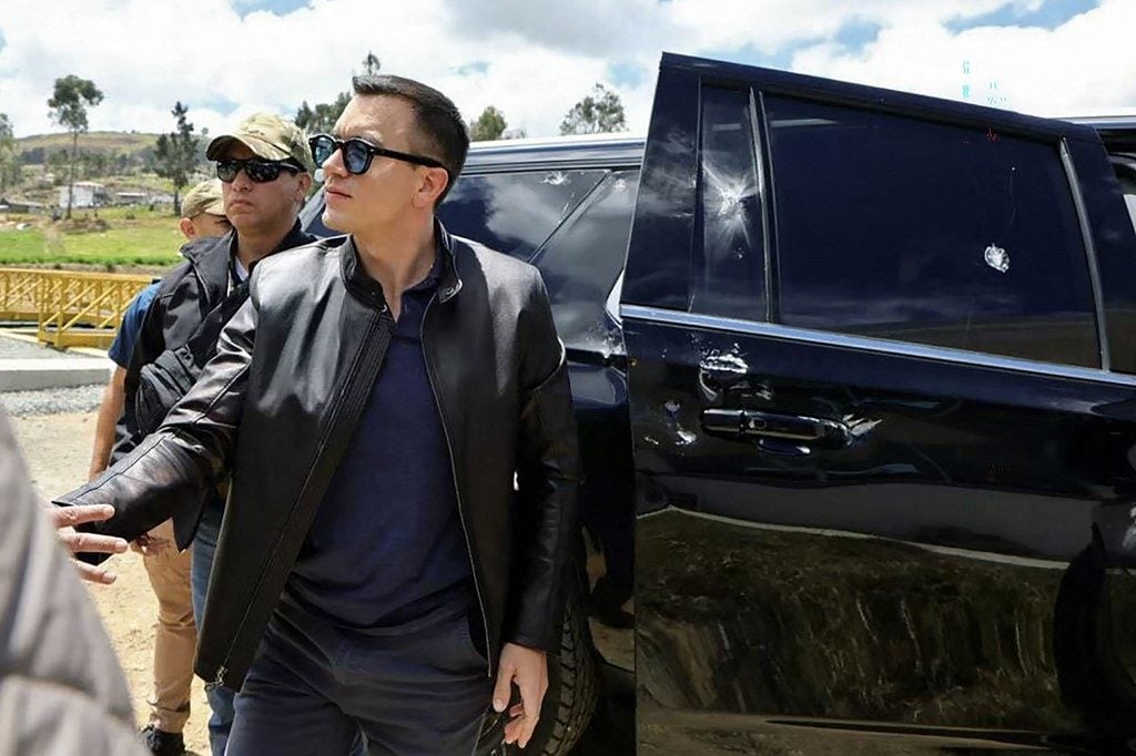 Ataque contra caravana de presidente do Equador foi tentativa de assassinato, diz ministro