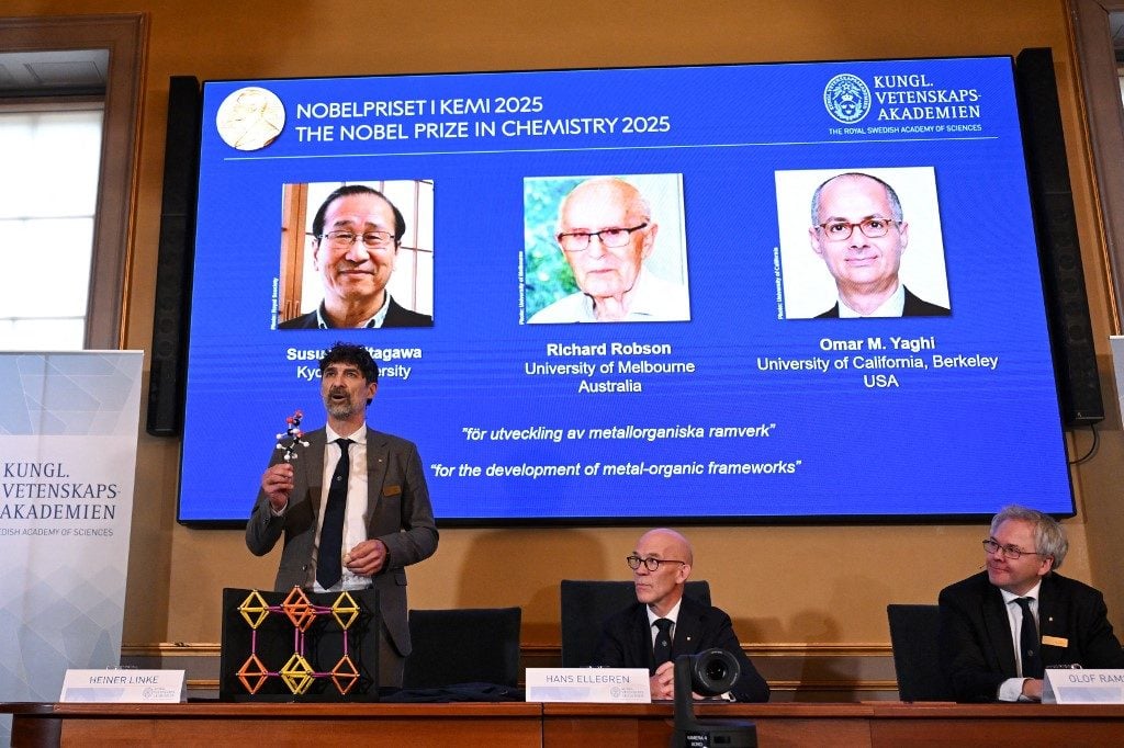 Nobel de Química premia estrutura que armazena gases