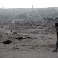 Palestinos em Gaza retornam às ruínas e à incerteza
