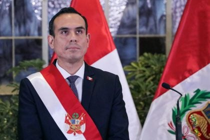 Presidente de Peru nomeia general linha-dura para liderar combate ao crime