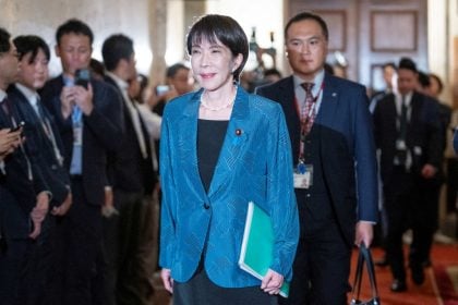 Japão tem acordo para nomeação da primeira mulher como primeira-ministra