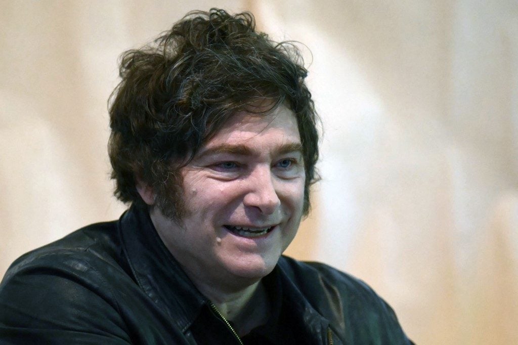 Milei se reúne com governadores em busca de apoio para reformas na Argentina