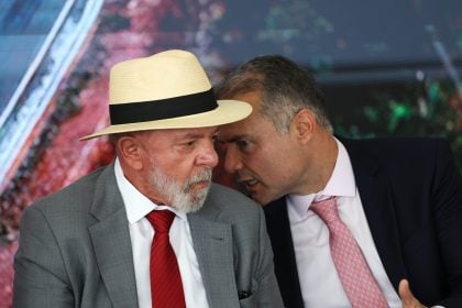 Governo Lula fará consulta pública sobre o fim da exigência de autoescola para CNH