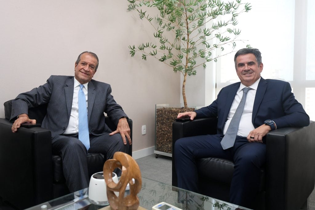 Ciro Nogueira e cúpula do PL recebem autorização para visitar Bolsonaro em prisão domiciliar