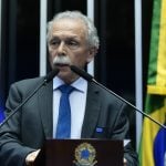Pesquisador demitido por embate com Bolsonaro deve assumir vaga de Boulos na Câmara