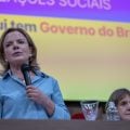 Gleisi alfineta Galípolo por Selic a 15%: ‘Está errado’