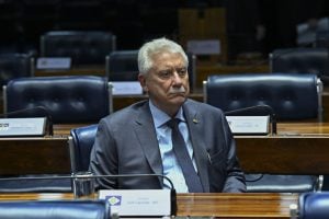 José Lacerda é empossado senador por MT