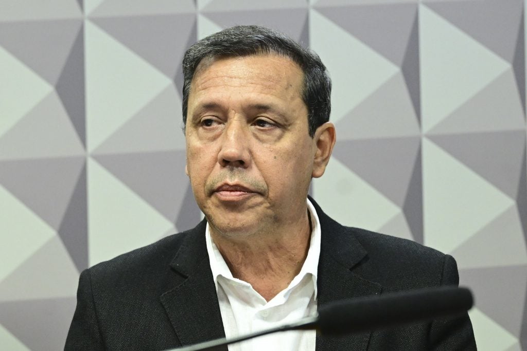 Presidente de sindicato investigado em fraude do INSS fica em silêncio na CPMI