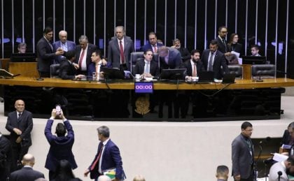 Câmara aprova aumento da pena de homicídio contra contra agentes de segurança