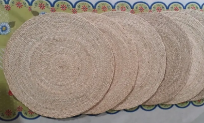 Cearenses que trabalham a palha do croá conquistam Indicação Geográfica no artesanato