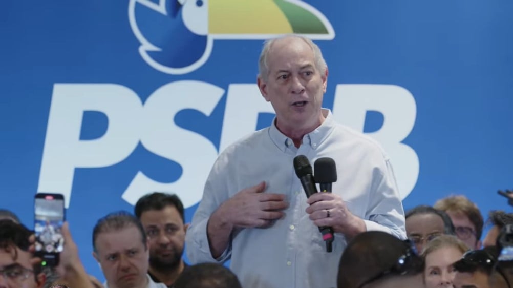 Com aproximação ao bolsonarismo, Ciro Gomes oficializa filiação ao PSDB