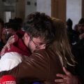 França condena mulher à prisão perpétua por estuprar e matar adolescente