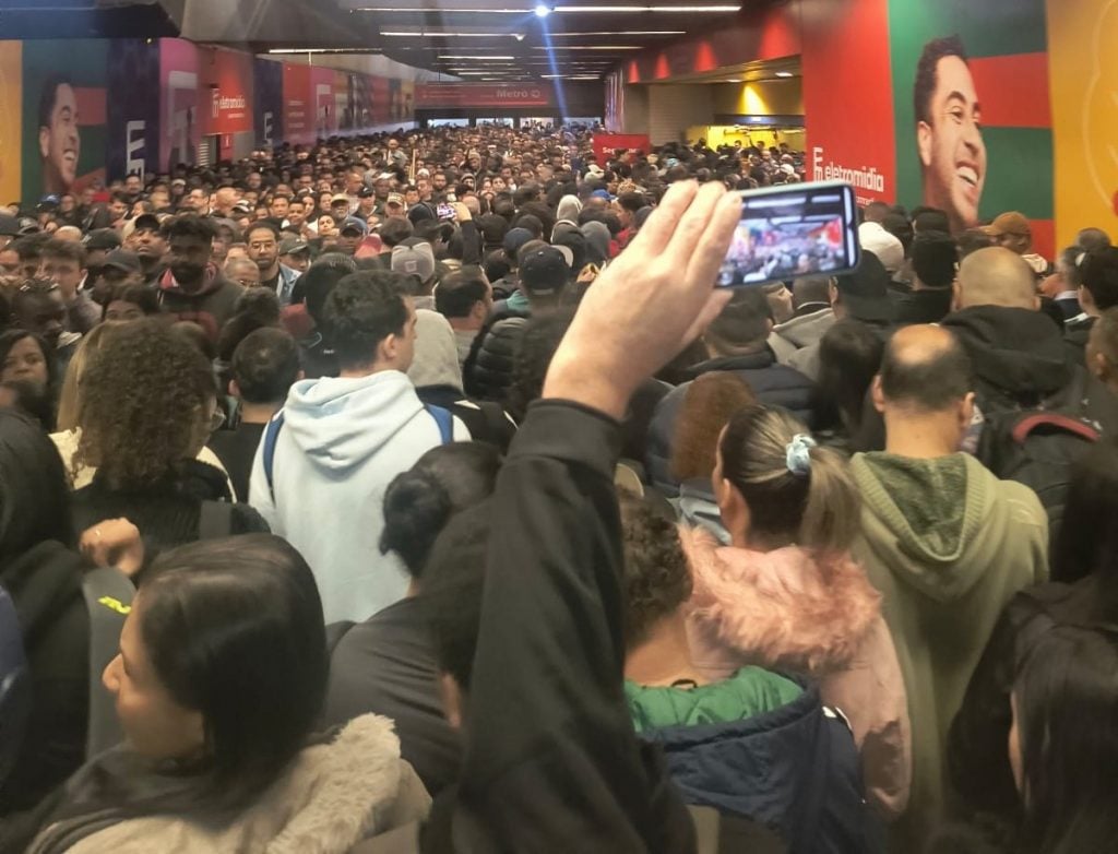 O que causou a falha na linha amarela do metrô em São Paulo nesta terça-feira