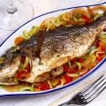 7 receitas de peixe recheado para almoço ou jantar