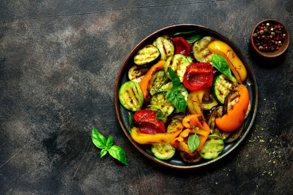 10 receitas leves com berinjela para ajudar a emagrecer