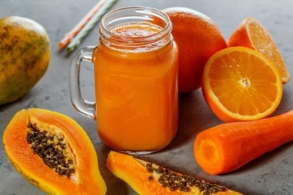 5 sucos naturais para potencializar o bronzeado