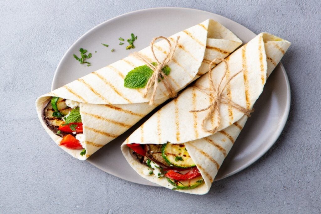 4 receitas de vegetais grelhados para o almoço ou jantar