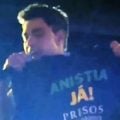 Prefeitura de SC pagou R$ 450 mil por show em que Zezé Di Camargo pediu anistia a golpistas