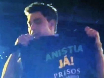 Prefeitura de SC pagou R$ 450 mil por show em que Zezé Di Camargo pediu anistia a golpistas