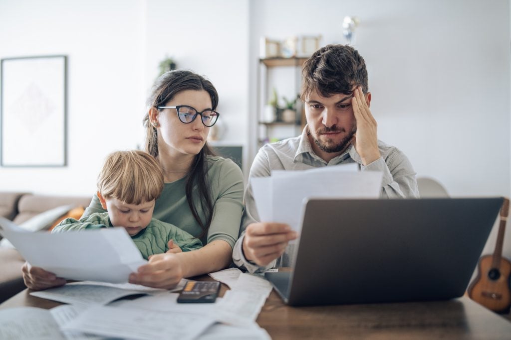 Com Selic em 15%, veja 4 erros que levam microempreendedores ao endividamento