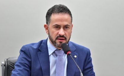 Motta escolhe deputado do PT para relatar projeto que torna falsificação de bebidas crime hediondo