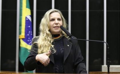Deputada do PT está em flotilha rumo a Gaza interceptada por Israel
