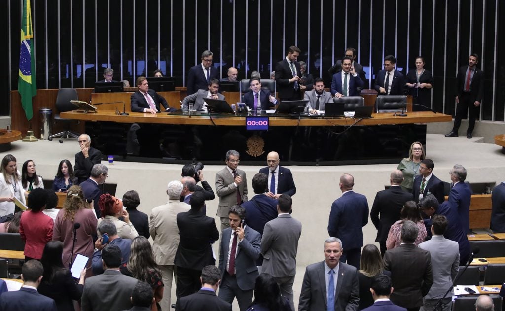 Câmara aprova aumento de pena para crimes sexuais contra vulneráveis