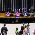 Câmara aprova licença menstrual de até dois dias; texto vai ao Senado