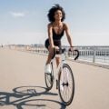 Veja como andar de bicicleta ajuda no tratamento da artrose no joelho