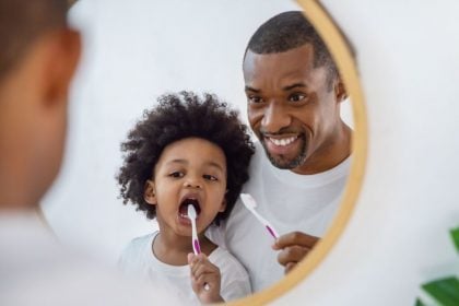5 erros que comprometem a higiene bucal das crianças