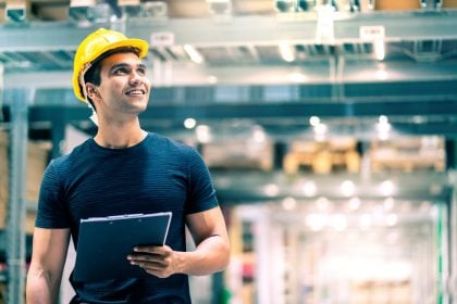 Indústrias adotam Smart Worker e reduzem acidentes em até 40% com monitoramento