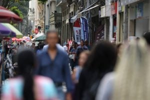 A visão dos brasileiros sobre segurança, saúde e educação, segundo pesquisa