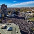 Milhares protestam na Sérvia em atos contra o governo