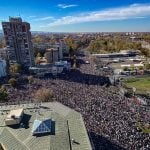 Milhares protestam na Sérvia em atos contra o governo