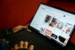 Países da UE autorizam taxar pequenas encomendas para reduzir envios da China