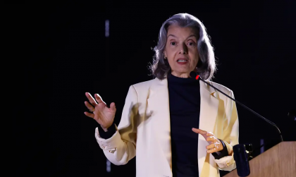 Cármen Lúcia: ‘Ditadura é como erva daninha que precisa ser cortada’